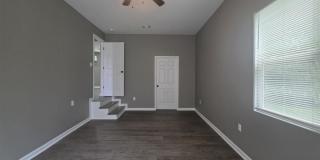 407 Rock Street Gallery 10