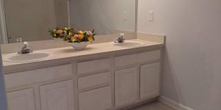 7584 RED CRANE Lane Gallery 19