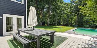 Fully Furnished & Completely Remodeled Luxury Home Fully Furnished & Completely Remodeled Luxury Home Gallery 10