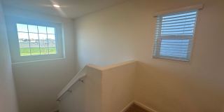 Charming 3 bedroom, 2.5 bath house! Gallery 8