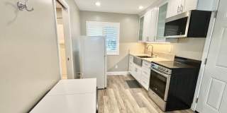 Fully Furnished Studio Near Nugget Gallery 3