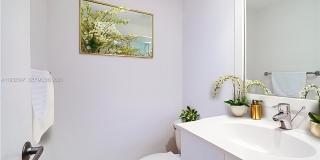 3001 S Ocean Dr Gallery 24