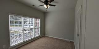 Stunning 7 Bedroom House with a Loft and Updated Kitchen in Harrisburg Gallery 10