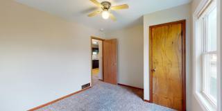 Affordable 1 Bedroom Duplex with W/D in unit Gallery 8