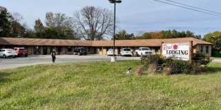 1241 West Ashley Road - Unit 2 Gallery 1