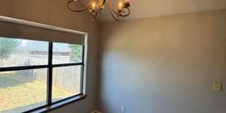 3 bed 2 bath home for rent in Norman near SE 24th and Lindsey, new paint, new flooring, great area! Gallery 5