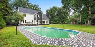 Fully Furnished & Completely Remodeled Luxury Home Fully Furnished & Completely Remodeled Luxury Home Gallery 14