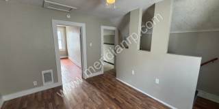 2403 North Clinton Street Gallery 10