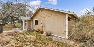 TAHOE-STYLE COUNTRY RETREAT | FULLY FURNISHED SINGLE-LEVEL HOME ON ACREAGE WITH 3-CAR GARAGE Gallery 51