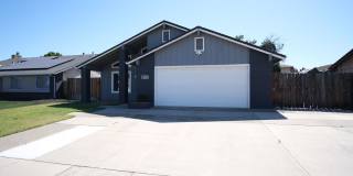 Charming 3-Bedroom Home in Manteca with Solar & Tesla Charger Gallery 3
