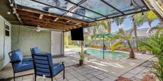 687 NE Maranta Gallery 24