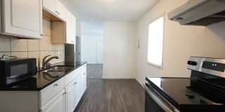 Coming Soon! 3 BR/1BA | Renovated Single Family Home | Private Parking | Washer/Dryer Included! Gallery 1