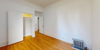 947 Bush Gallery 10