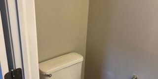 Spacious 2 Bed, 2.5 Bath Townhome in Peaceful Southwest Bloomington Gallery 7