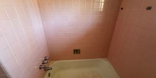 MOVE IN SPECIAL! HALF OFF FIRST MONTH!! Gallery 19