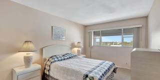100 Shore Court Gallery 22