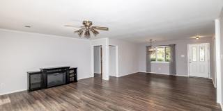 Welcome to 8 Ochavo Way, a stunning 3-bedroom, 2-bathroom home Gallery 7