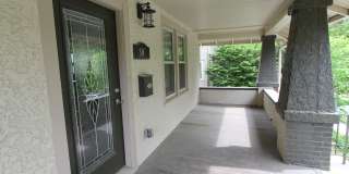 Amazing is an understatement for this 5-star Kitchen! Famous Warren Buffet Neighborhood Gallery 24