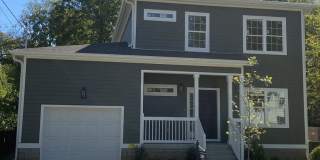 Spacious 3BR/2.5BA home in North Nashville with an abundance of natural light throughout! Gallery 1