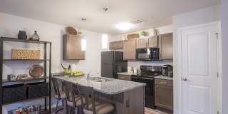 Wyndham Pointe Gallery 7