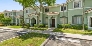 1458 Southeast 24th Court Gallery 1