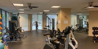 901 N MONROE Street Gallery 27