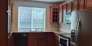 Beautiful 2BD/1.5BA Condo located in the Edgewater at South Hill **MOVE-IN SPECIAL** Beautiful 2BD/1.5BA Condo located in the Edgewater at South Hill **MOVE-IN SPECIAL** Gallery 4