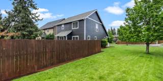 Beautiful SE Bend Home | Spacious Floorplan | Fenced Backyard | Near Parks & Trails Gallery 42