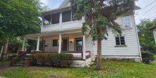 507 Columbia St Gallery 1