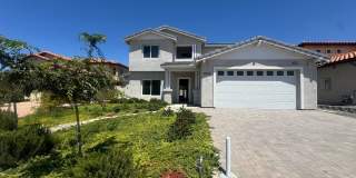 4 Bedroom house with view Gallery 1