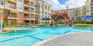 Senior Housing - Arella on Jones Gallery 38