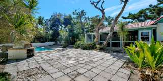 ALL THE CHARM! - Siesta Key 1+ acre on the Bay - 3 bed/ 2 bath pool home Gallery 48
