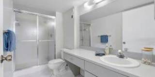 2236 North Cypress Bend Drive Gallery 8