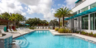 50 Paramount Gallery 1