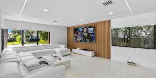 1117 Adams st Gallery 6