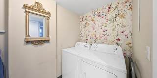 615 W Hancock Gallery 22