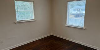 Cozy Two Bedroom Home! Cozy Two Bedroom Home! Gallery 7