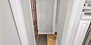 Quaint 4 Bed Cap Cod in Kettering Gallery 25