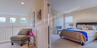 4 Bedroom Home Corner Lot ~ 1 bedroom on 1st evel ~ 3 Full Bathrooms Gallery 12