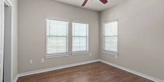 Westshore Colony Apartments Gallery 20
