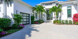 ** YOU WANT LUXURY AT ITS FINEST**ABSOLUTELY STUNNING ENTERTAINMENT 4\5 MOORINGS HOME ** Gallery 5