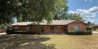 2200 Hickory Drive Southwest Gallery 1
