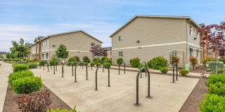 Country Living with Modern Flair: Wake up to the sounds of nature, Live Minutes from Everything Gallery 9