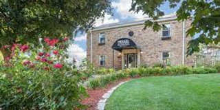 Westbury Park Gallery 10