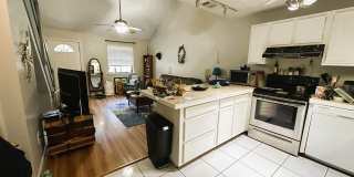 AWESOME 2/2 w/ Washer/Dryer, Vaulted Ceilings, Split Plan, Fenced in Yard, & More! Walk/Bike to FSU/TCC! $1250/month Avail August 1st! Gallery 7