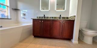 1222 NW 20th Place Gallery 19