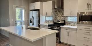 489 McClatchy Way Gallery 1