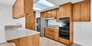 Single Story 4BR, 2BA With 2 Car Attached Corner Home Gallery 21