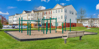 4960 CLARENDON Terrace Gallery 66