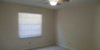 2br/2ba Duplex with Lakeview Gallery 23